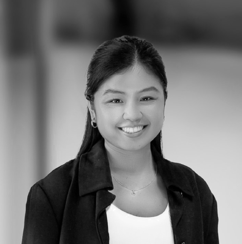 Valeria  Chang